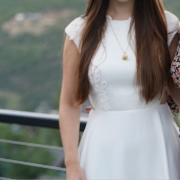 Ted Baker London Lace Appliqué Side Cutout Midi Dress (Ted Baker size 3) - Picture 3 of 8